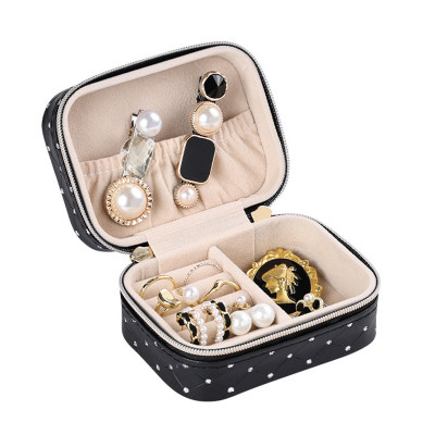 Шкатулка Casegrace SP-01304-B для украшений и ювелирных изделий портативная с молнией Black