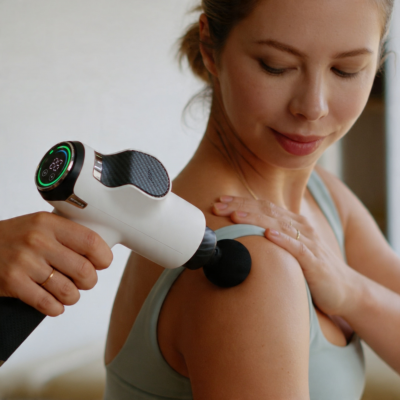 Профессиональный ударный перкуссионный массажер Booster Fusion Black Pro (черный) для тела.