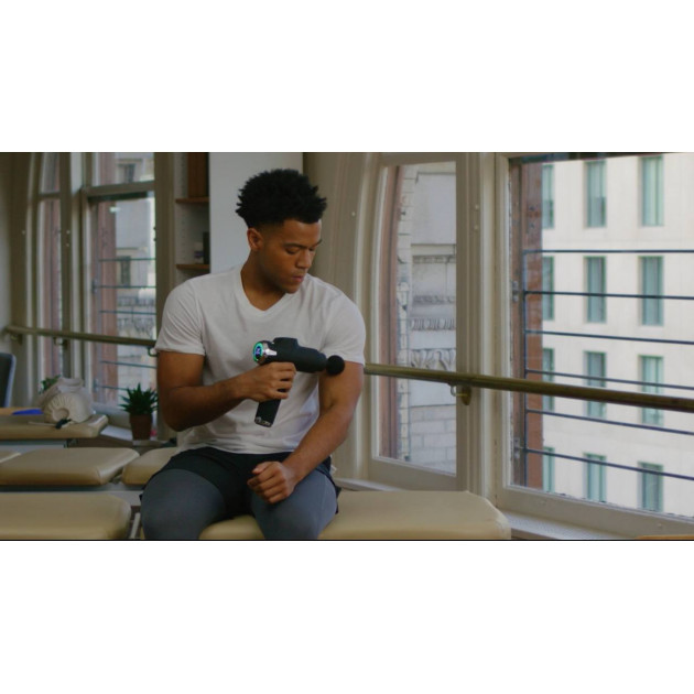 Профессиональный ударный перкуссионный массажер Booster Fusion Black Pro (черный) для тела.