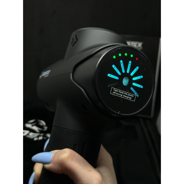 Компактний перкусійний ударний масажер Boostex Pro Max 2 з 21 насадкою в кейсі.