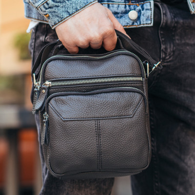 Мужской кожаный мессенджер 18x22x8, сумка планшет через плечо Tiding Bag A25F-1519A черный