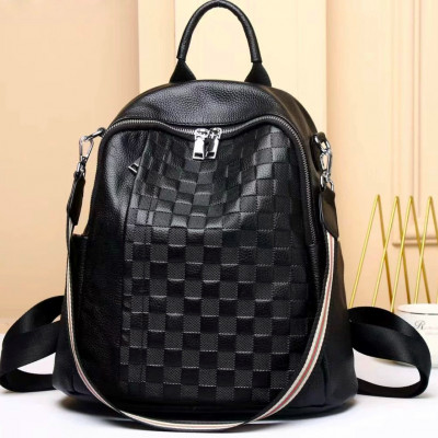 Кожаный женский рюкзак с тиснением 32х27х16, сумка наплечная с шахматным узором, черная