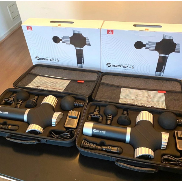 Перкусійний масажний пістолет Booster A2 — ударний масажер для глибокого масажу та відновлення.