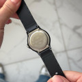 Жіночий годинник Skmei 1419BKWT Black White з білим циферблатом та чорним ремінцем