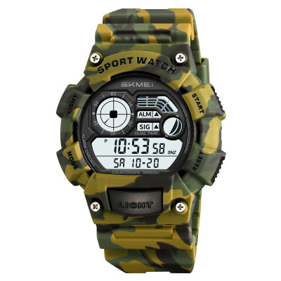 Чоловічий спортивний годинник Skmei 2403CMGN Camo Green з електронним циферблатом та захистом 5 ATM