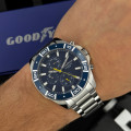 Чоловічий годинник GOODYEAR G.S01262,01,01 Класичний зі сріблястим браслетом та синім циферблатом