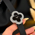Жіночий годинник Guardo 012833-1 Silver-Black — класична модель з італійським дизайном та шкіряним ремінцем
